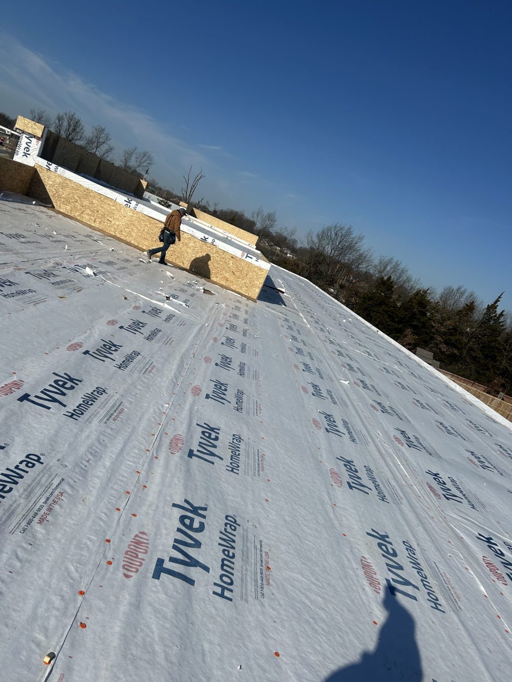 What should general contractors look for ina commercial roofing partner