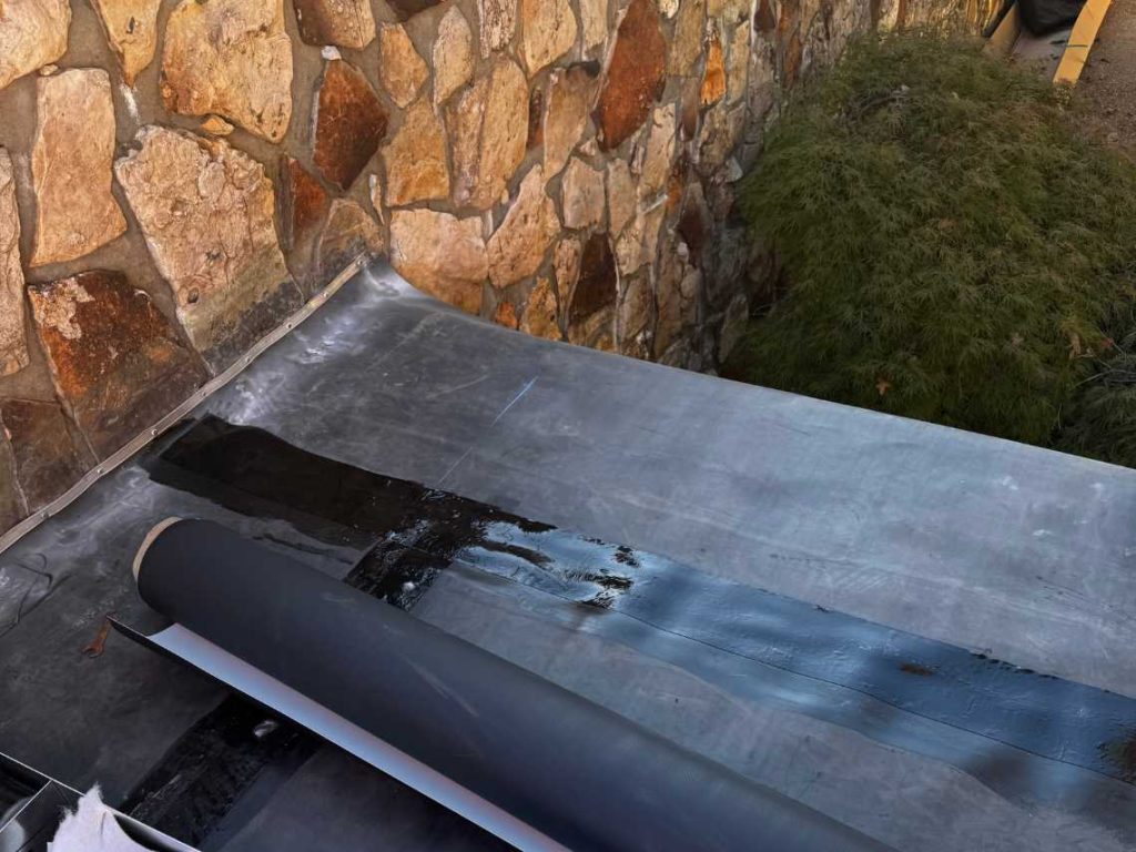 How to know when to repair your commercial roof or when to replace it